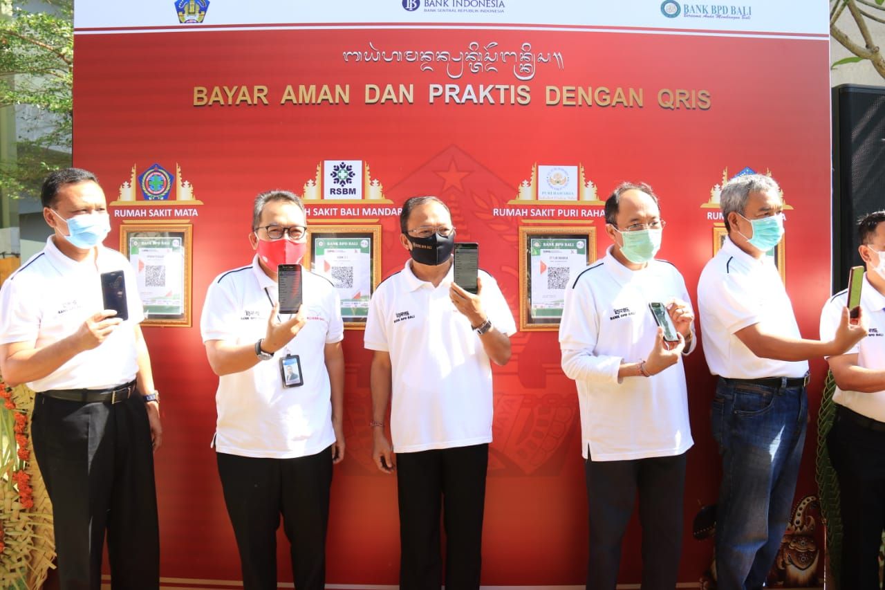 podiumnews.com-Gubernur Koster: Transaksi Digital Selaras dengan Tatanan Kehidupan Era Baru